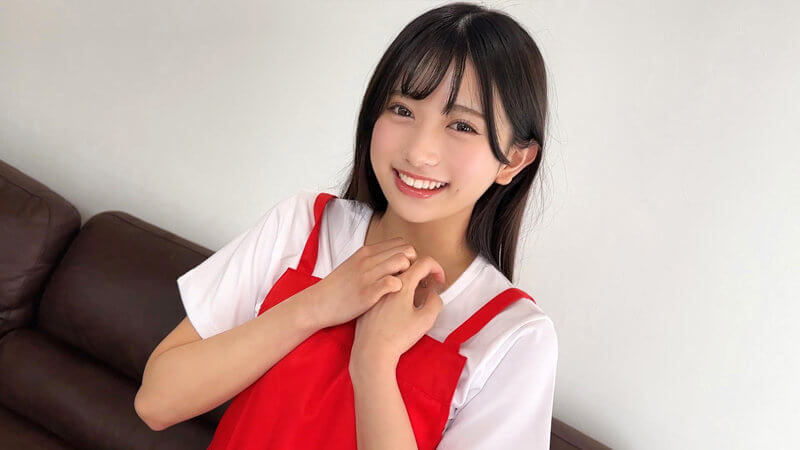 カフェ店員の美少女女子大生 かりんさん