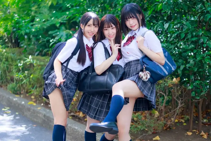 電影シロウト-青春-ゆみ＆おと＆まこ deaa024 制服美少女3人組 素人 AV