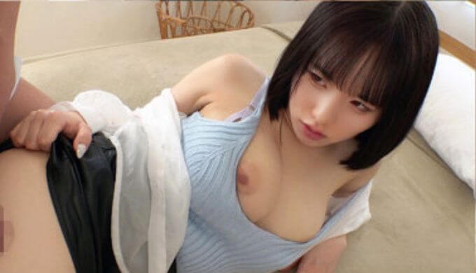 RISA smjp046 如月りいさ 男の股間に冷たい視線を向ける